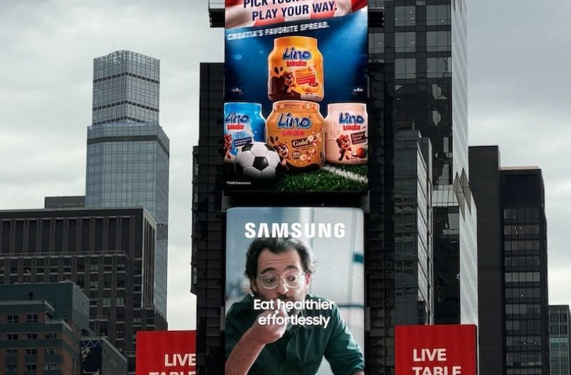 Pag - otok-pag-online.net - Navijačka Lino Lada među globalnim brendovima na Times Squareu